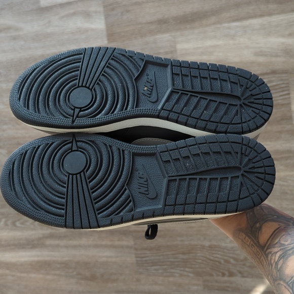 Air Jordan 1 Low OG Shadow 2015 (Mens 6.5/Women's 8) - Picture 10 of 12